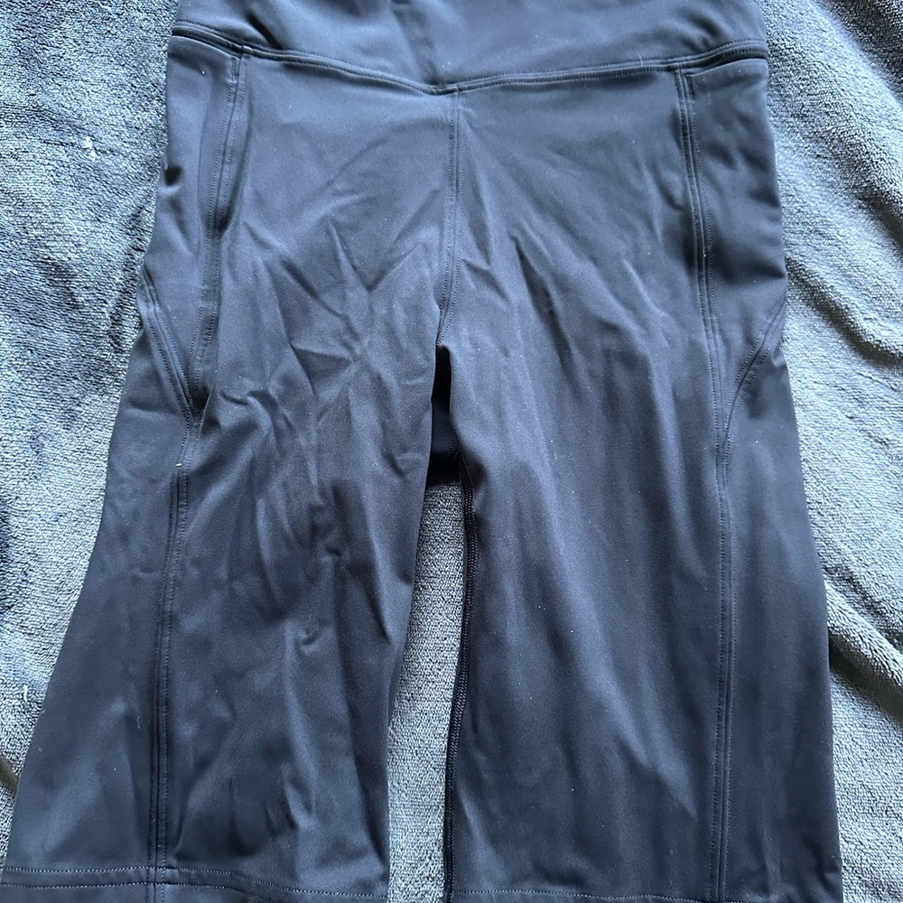 Lululemon Wunder Train Shorts Size 4